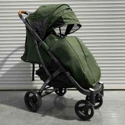 Прогулочное детское 4-х колесное шасси Yoya plus max Армейский зеленый текстиль серая рама