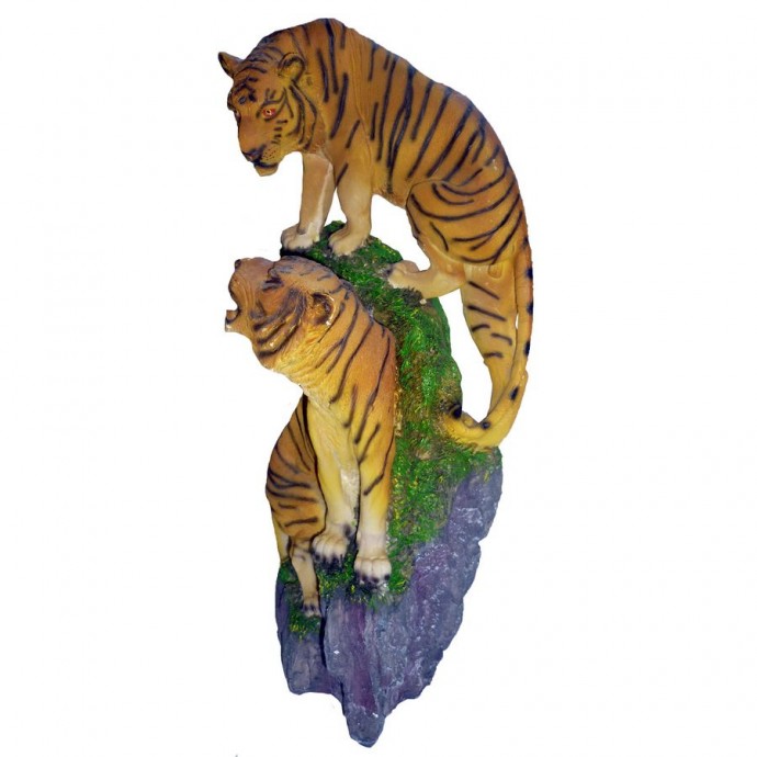 Два тигра на камне 40см