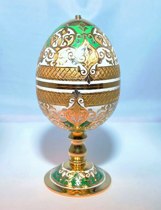 ШОУ-РУМ В МОСКВЕ: Сувенир “Яйцо-рюмки”