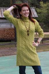Вязаное платье с косами оливковое 46-50