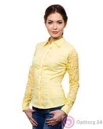 Блузка желтого цвета с ажурными рукавами