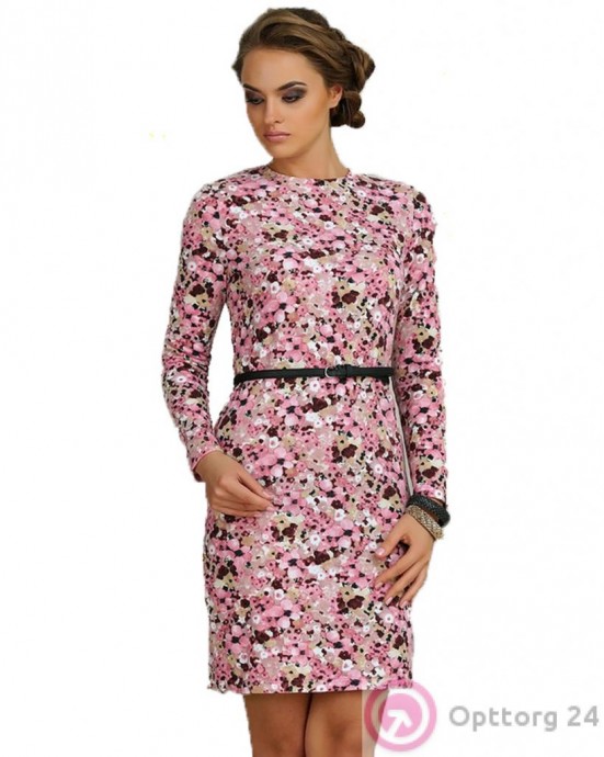 Платье бежевого цвета с розовыми цветками и чёрным поясом