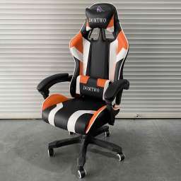 Кресло офисное с регулируемой спинкой и без подножки 111 черная оранжево-белая экокожа