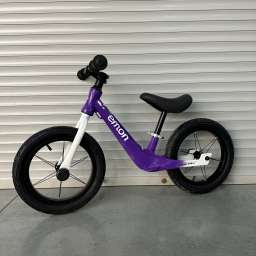 Детский комплект колёс и рамы ТТ 5009 14 радиус фиолетовый