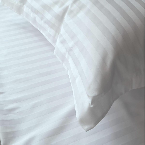 Копмлект постельного белья для гостиниц