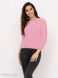 Розовый  пушистый вязаный свитер