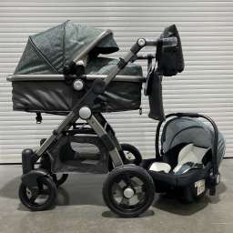 Детское 4-х колёсное шасси 3в1 600G  черно-серый в клетку текстиль с сумкой для мам